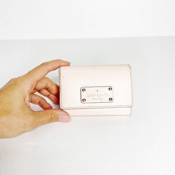 kate spade Handbags - Kate Spade Graham Wellesley Leather Card Case Ballet slip PINK